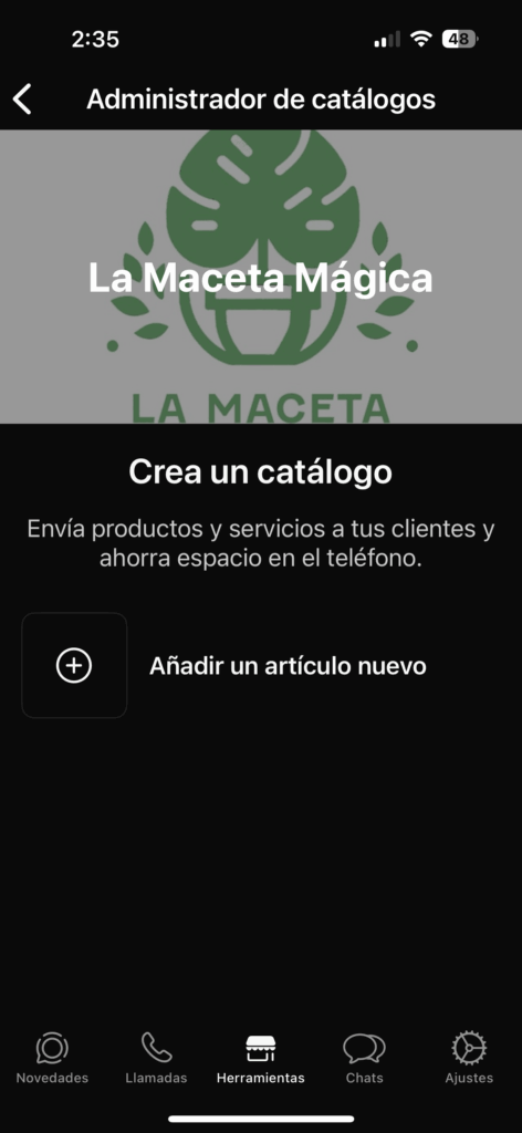 Pantalla del Administrador de catálogos de WhatsApp Business con el botón "Añadir un artículo nuevo" para empezar a crear un catálogo de productos.