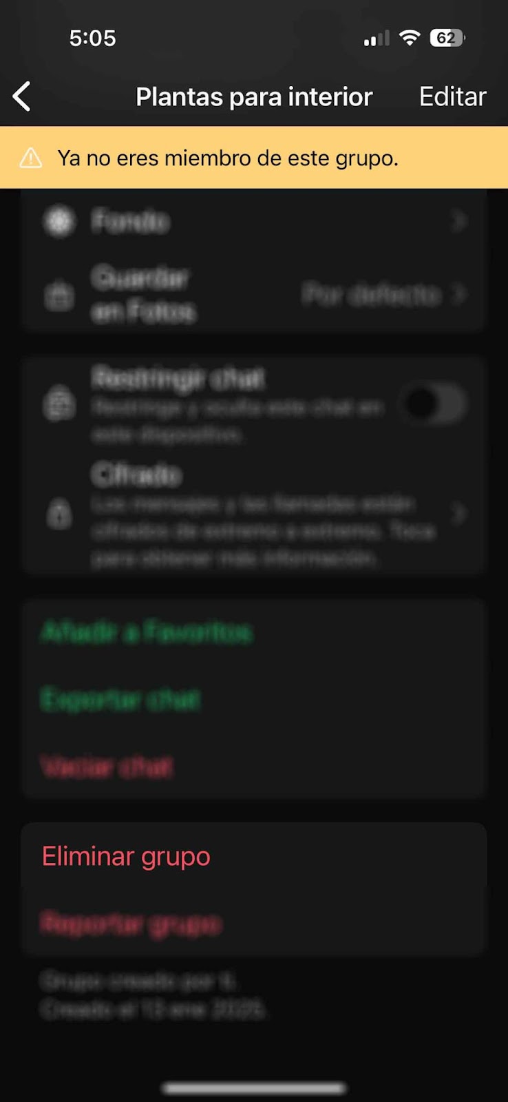 Pantalla de información del grupo Plantas para interior con el aviso Ya no eres miembro de este grupo y la opción Eliminar grupo en rojo al final