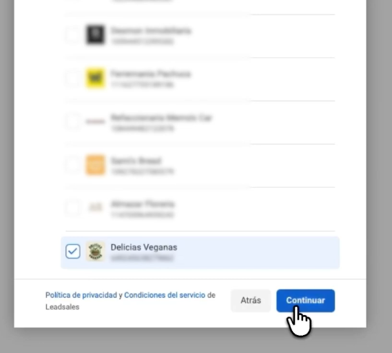 Selección de página de Facebook para conectar a Leadsales CRM